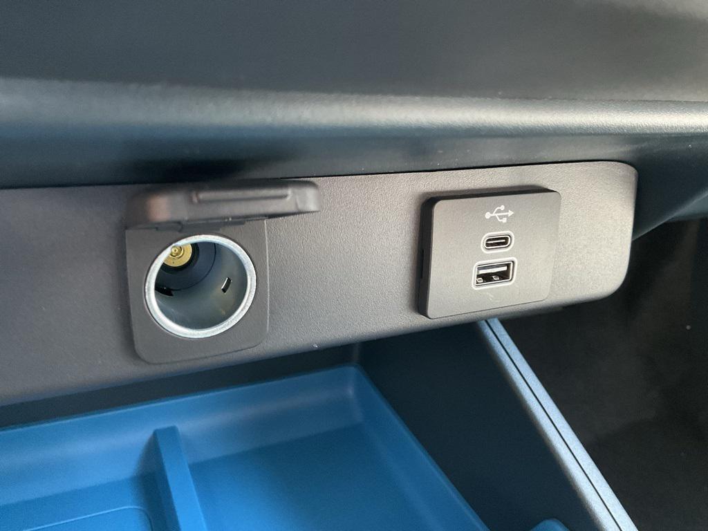 new 2025 Ford Maverick car, priced at $33,408