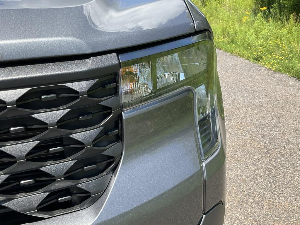 new 2025 Ford Maverick car, priced at $33,408