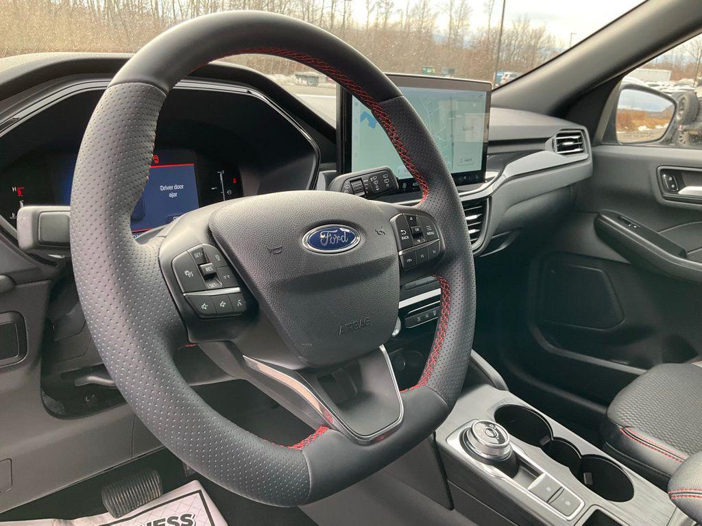 used 2025 Ford Escape car, priced at $25,691
