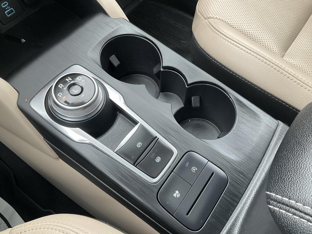 used 2022 Ford Escape car, priced at $19,999