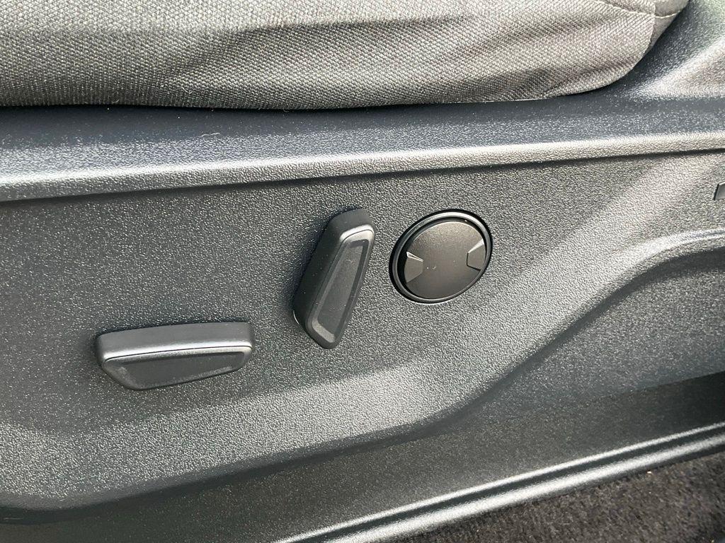 used 2022 Ford F-150 car, priced at $24,633