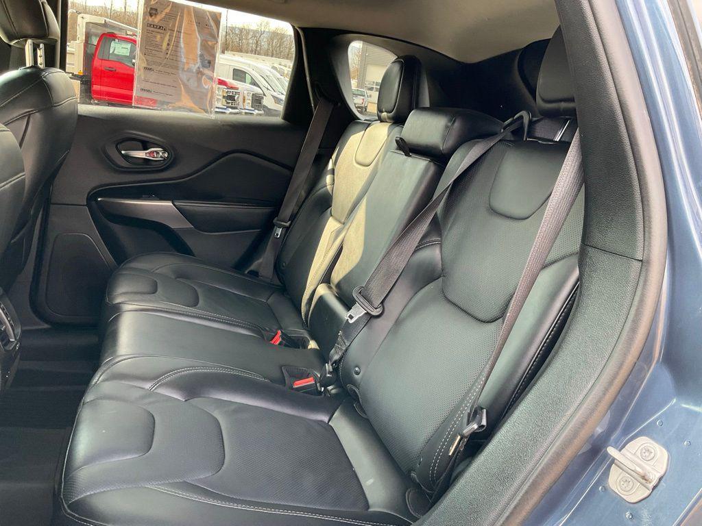 used 2019 Jeep Cherokee car, priced at $17,358