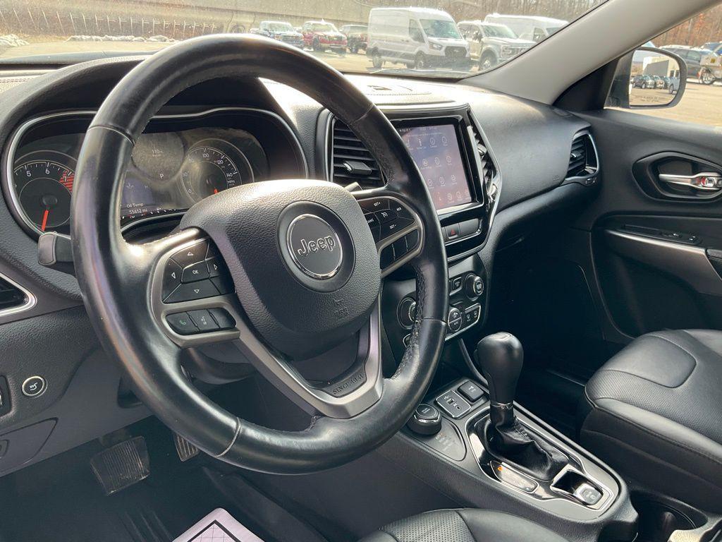 used 2019 Jeep Cherokee car, priced at $17,358