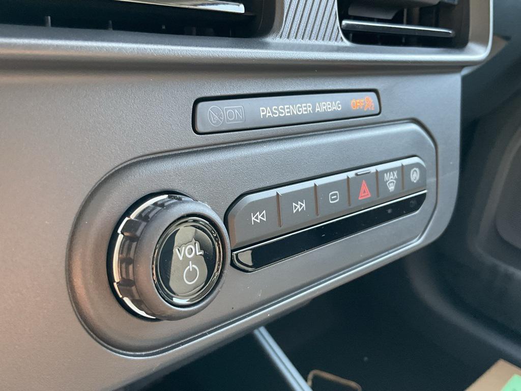 new 2025 Ford Maverick car, priced at $29,350