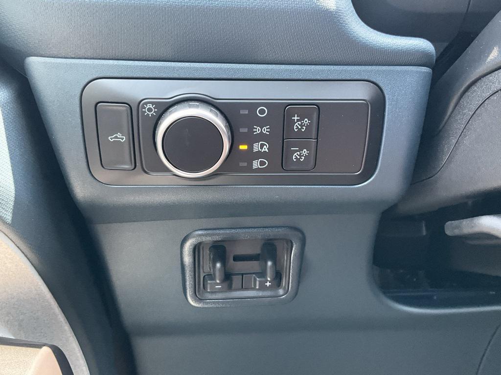 new 2025 Ford Maverick car, priced at $34,027