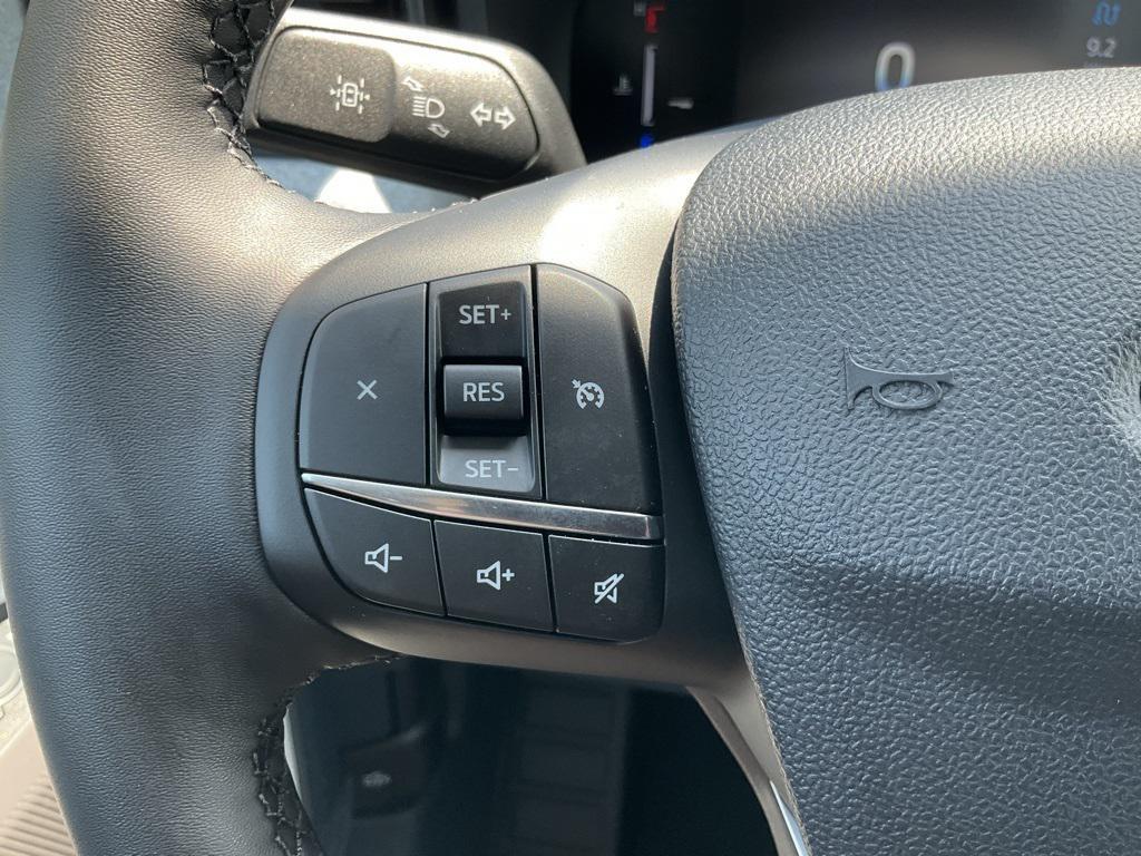 new 2025 Ford Maverick car, priced at $34,027