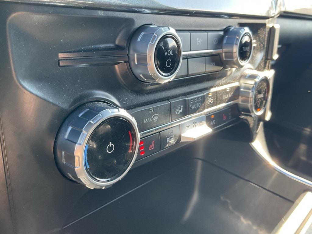 used 2023 Ford F-150 car, priced at $39,999