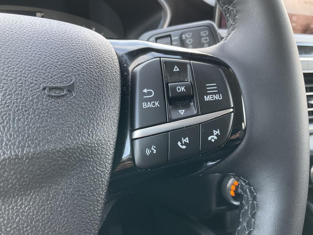 used 2022 Ford Escape car, priced at $22,554