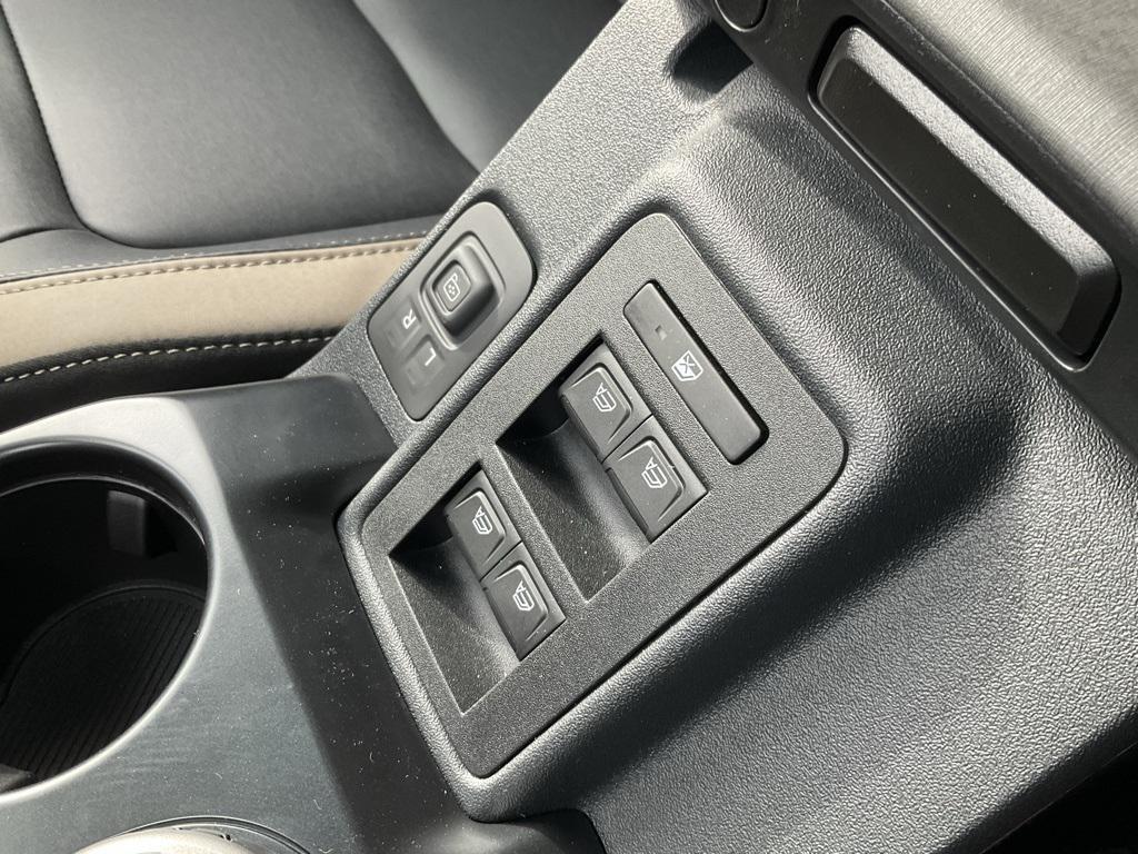 new 2025 Ford Bronco car, priced at $47,111