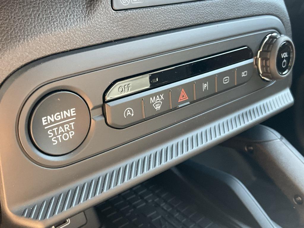 new 2025 Ford Bronco Sport car, priced at $41,324