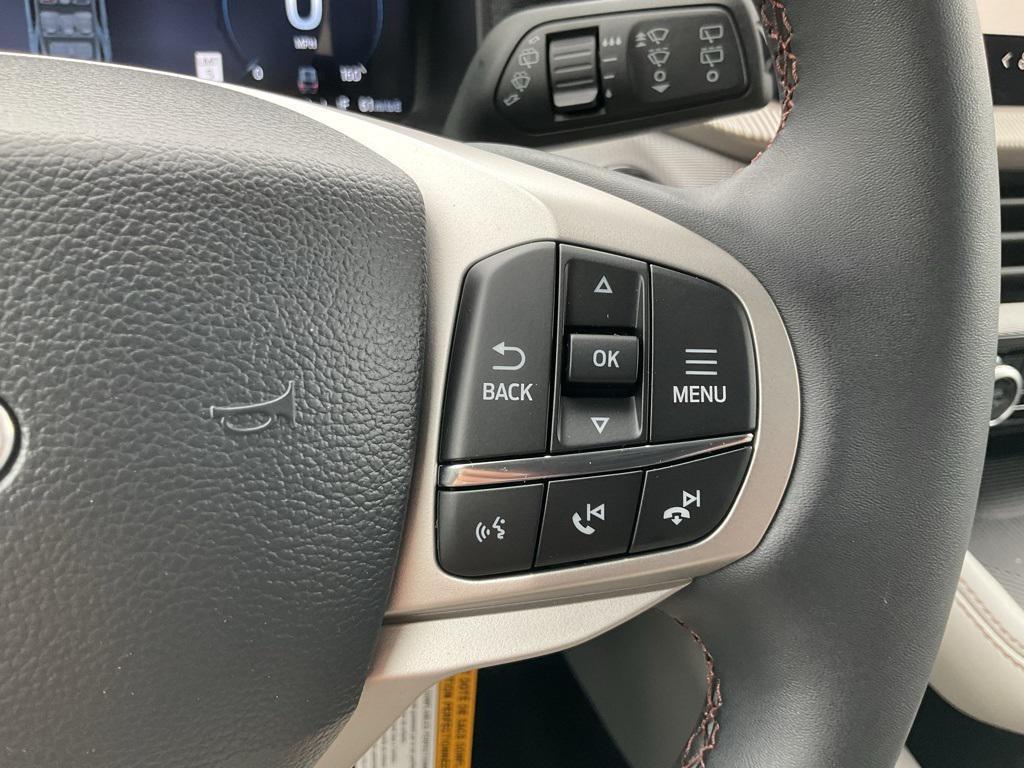 new 2025 Ford Explorer car, priced at $45,975
