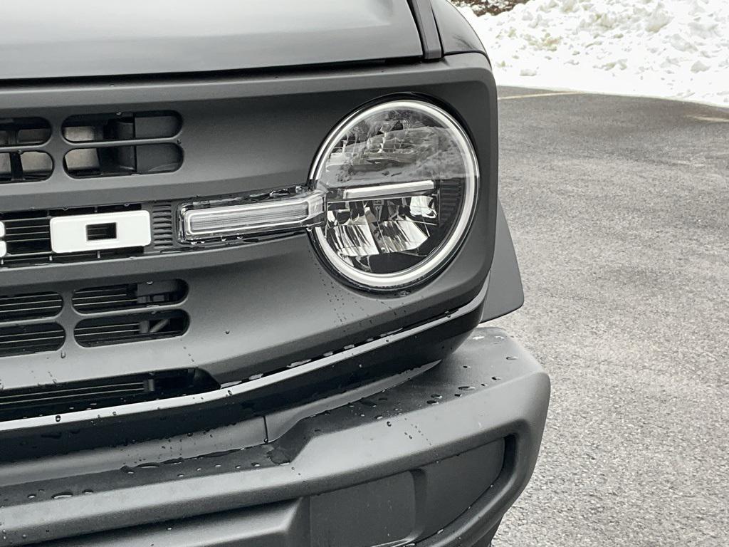 new 2025 Ford Bronco car, priced at $42,319