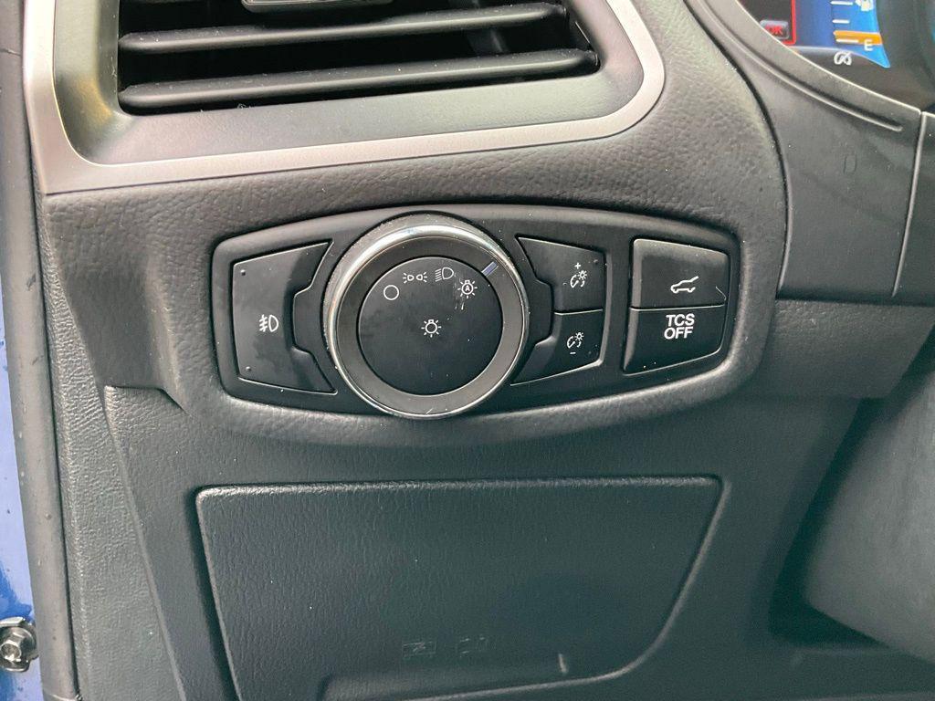 used 2024 Ford Edge car, priced at $30,109