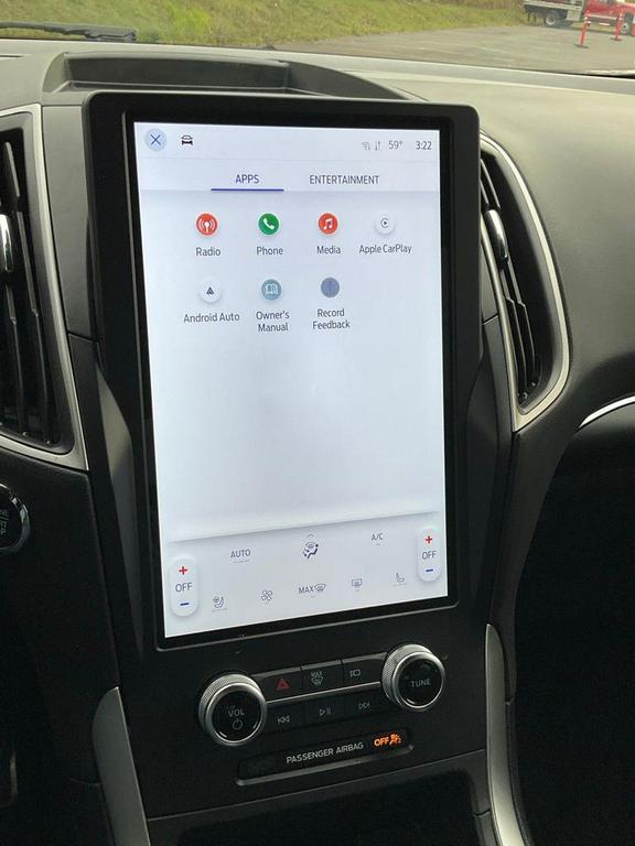 used 2024 Ford Edge car, priced at $30,109