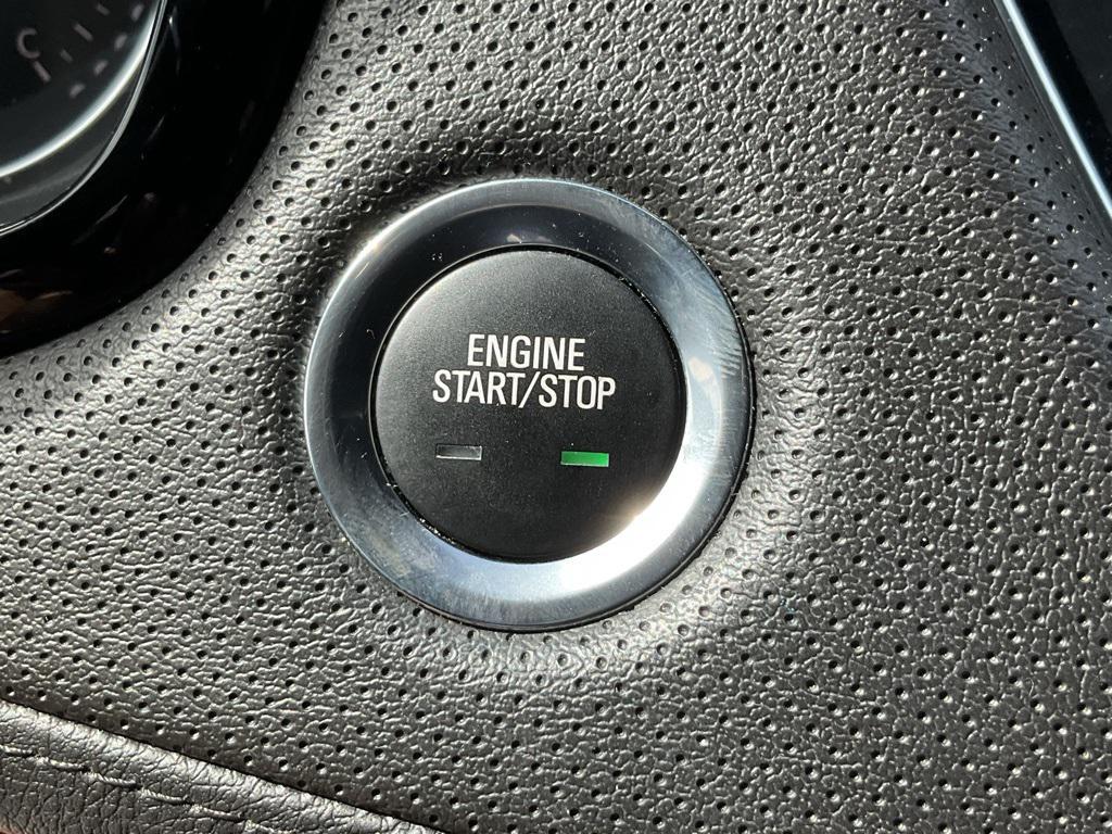 used 2020 Cadillac XT5 car, priced at $20,500