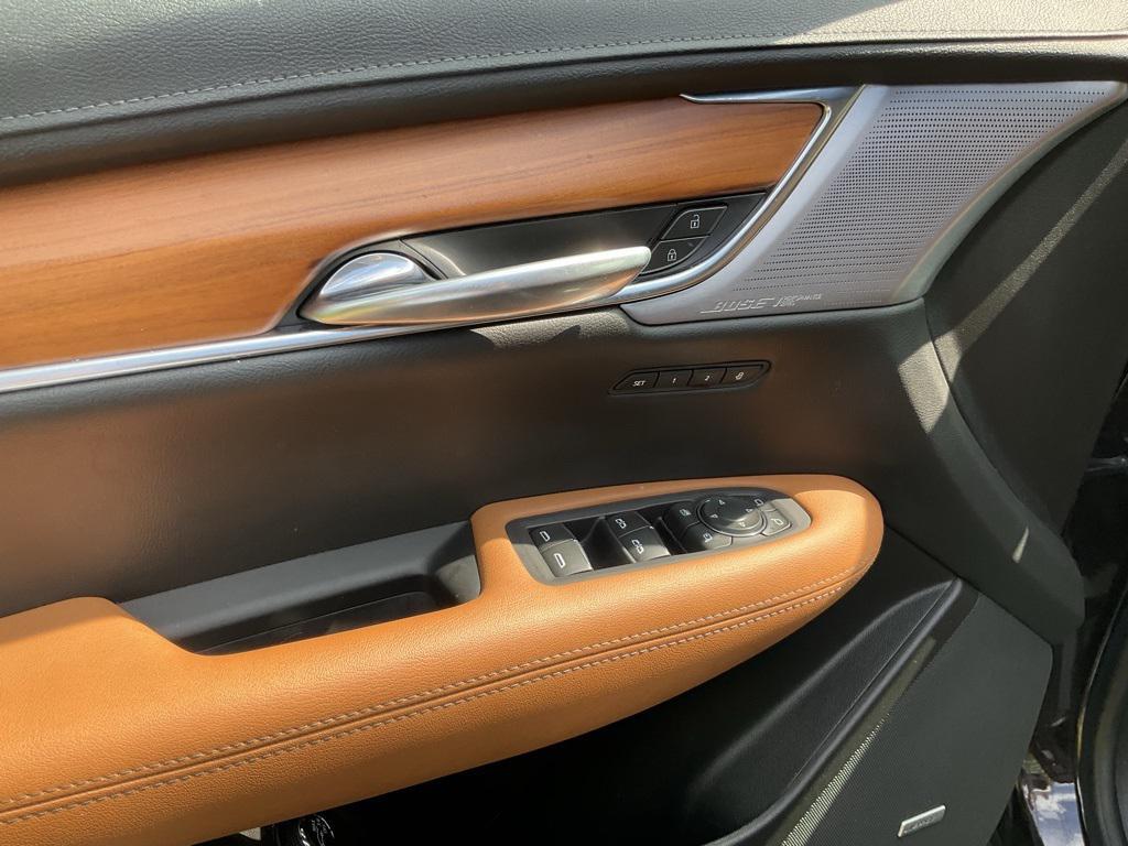 used 2020 Cadillac XT5 car, priced at $20,500