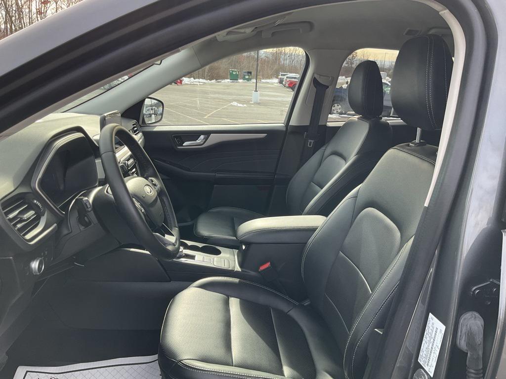 used 2022 Ford Escape car, priced at $20,595