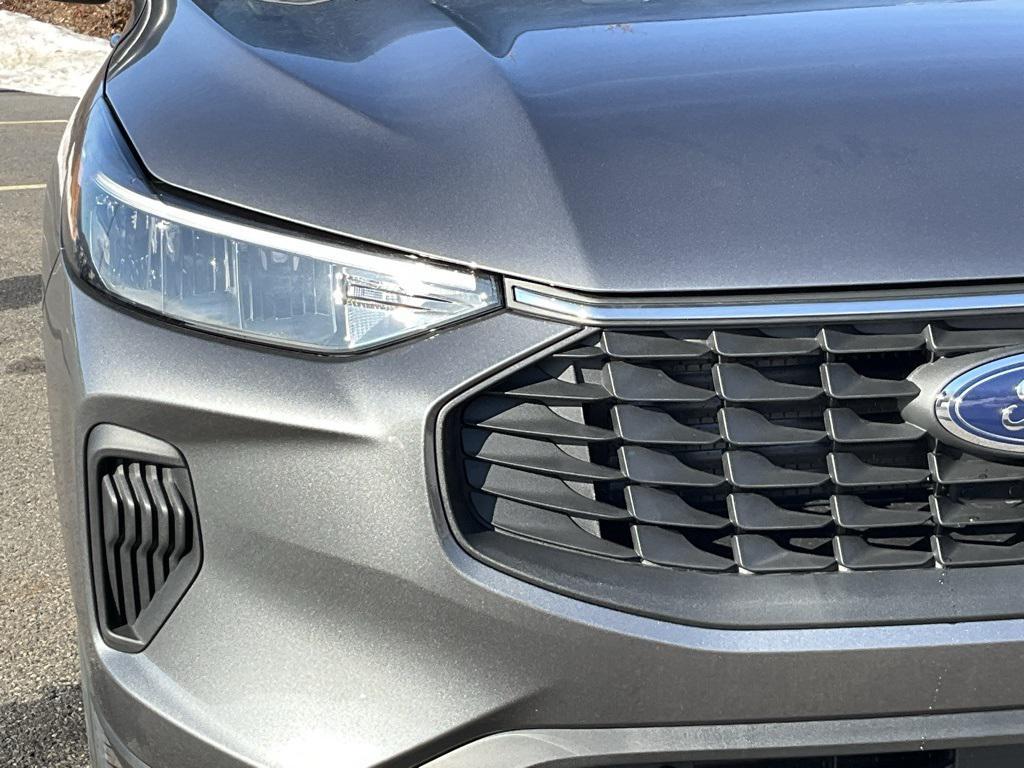 new 2026 Ford Escape car, priced at $30,809