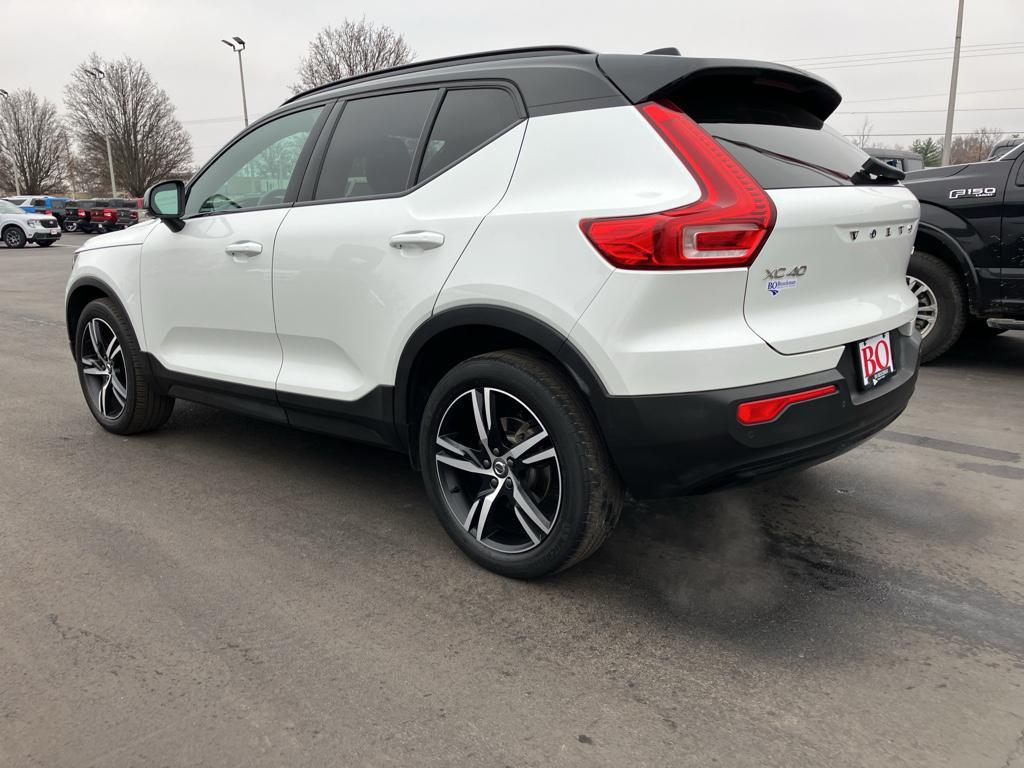 used 2021 Volvo XC40 car, priced at $20,950