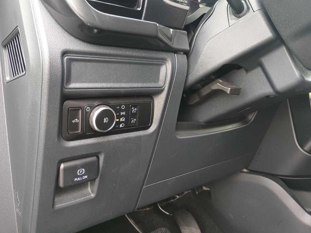 used 2023 Ford F-150 car, priced at $40,000