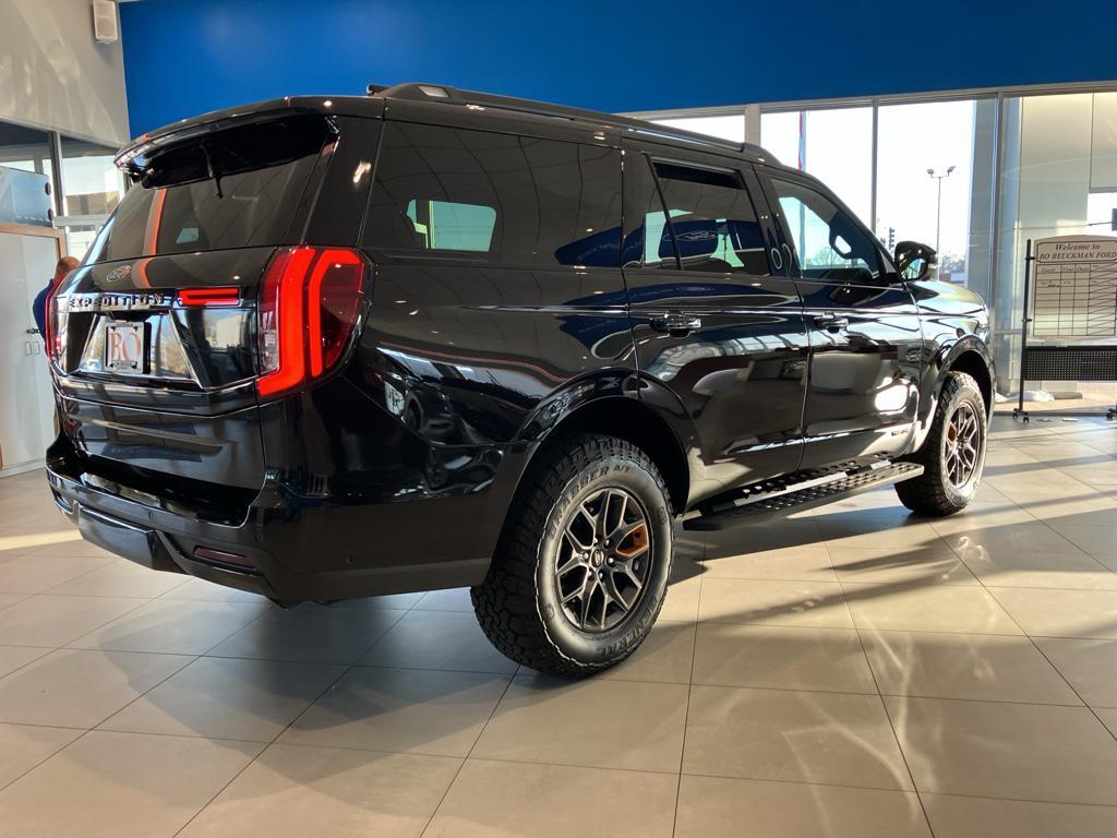new 2025 Ford Expedition car, priced at $74,244