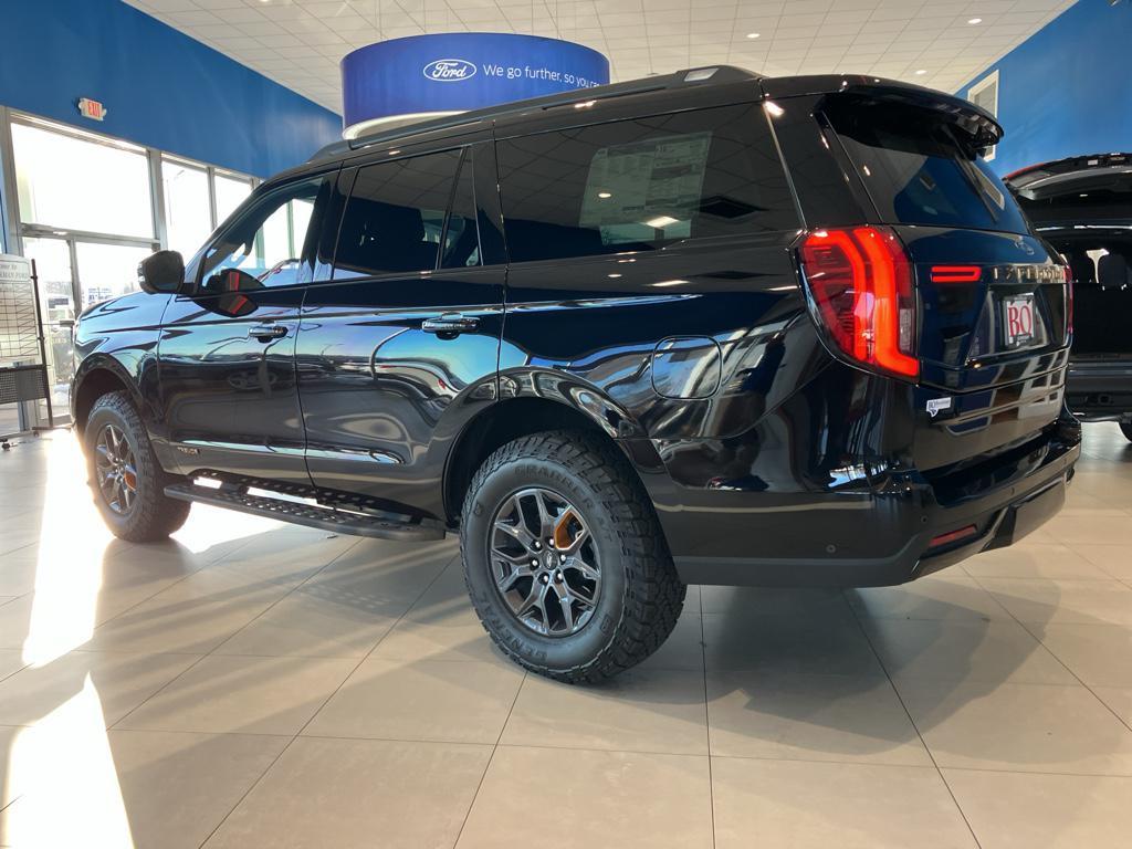 new 2025 Ford Expedition car, priced at $74,244