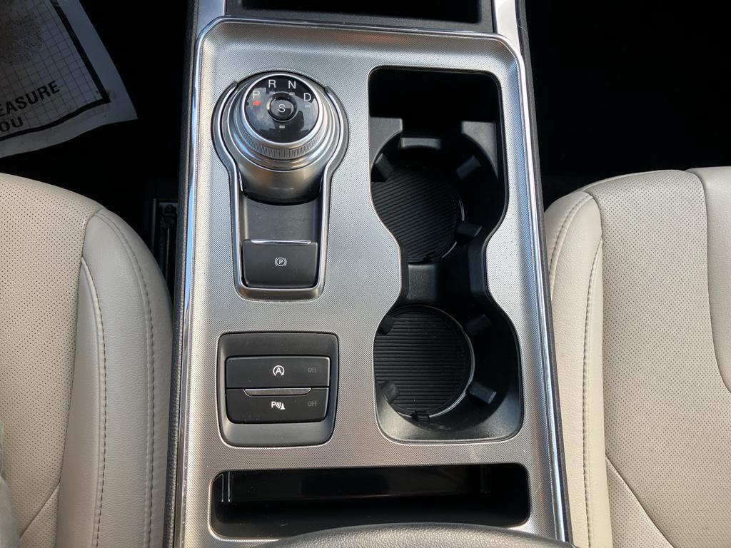 used 2022 Ford Edge car, priced at $27,000