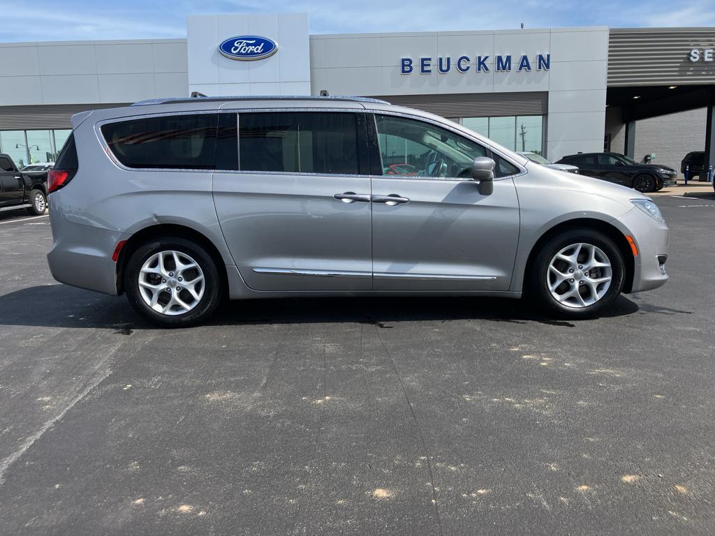 used 2017 Chrysler Pacifica car, priced at $16,615