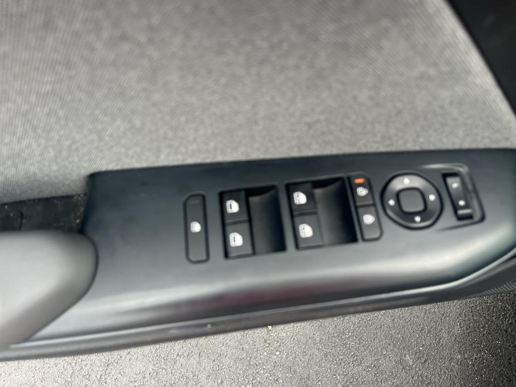 used 2025 Kia K4 car, priced at $22,620