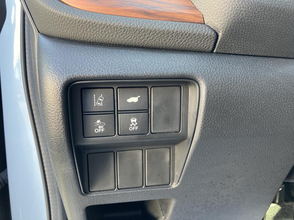 used 2020 Honda CR-V car, priced at $31,300