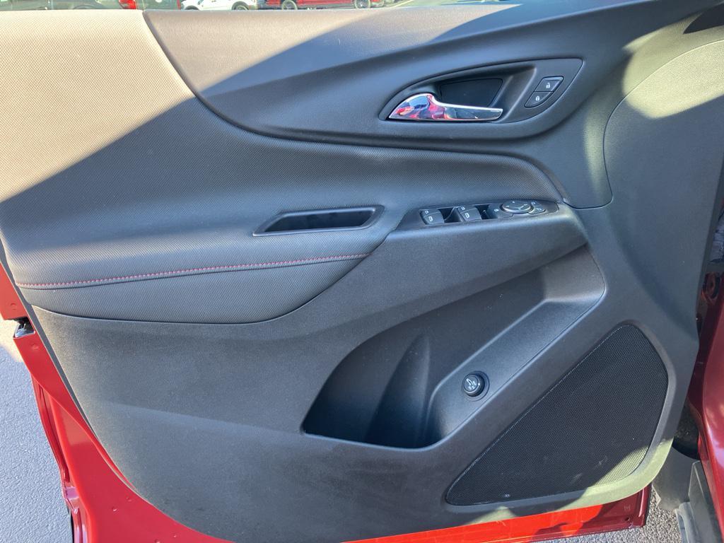 used 2022 Chevrolet Equinox car, priced at $21,250