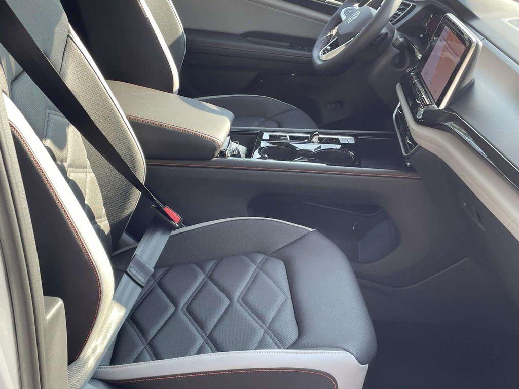 new 2026 Volkswagen Atlas car, priced at $46,846