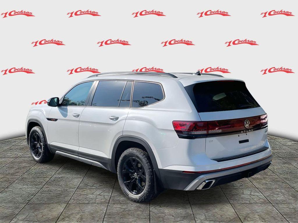 new 2026 Volkswagen Atlas car, priced at $46,846