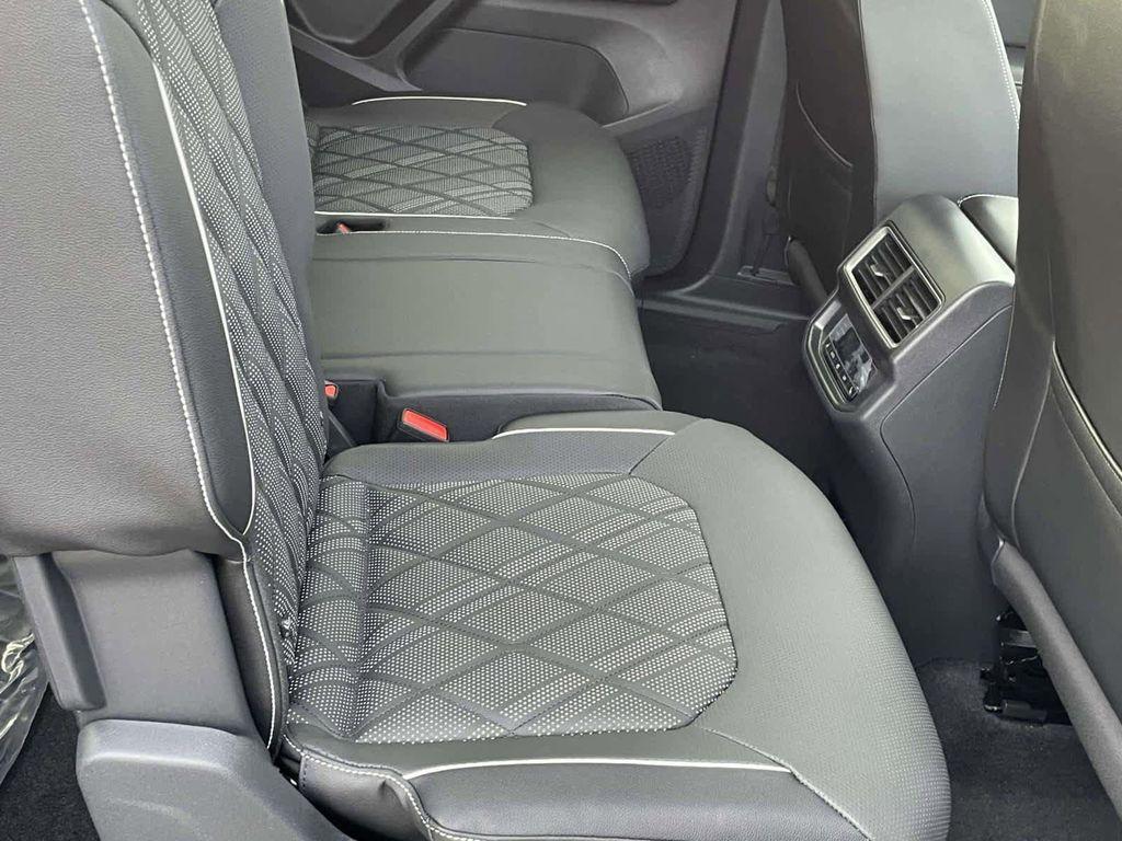 new 2026 Volkswagen Atlas car, priced at $52,278