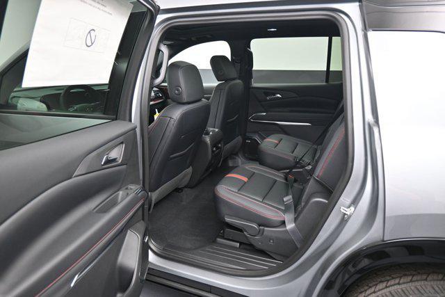 new 2026 Chevrolet Traverse car, priced at $59,898