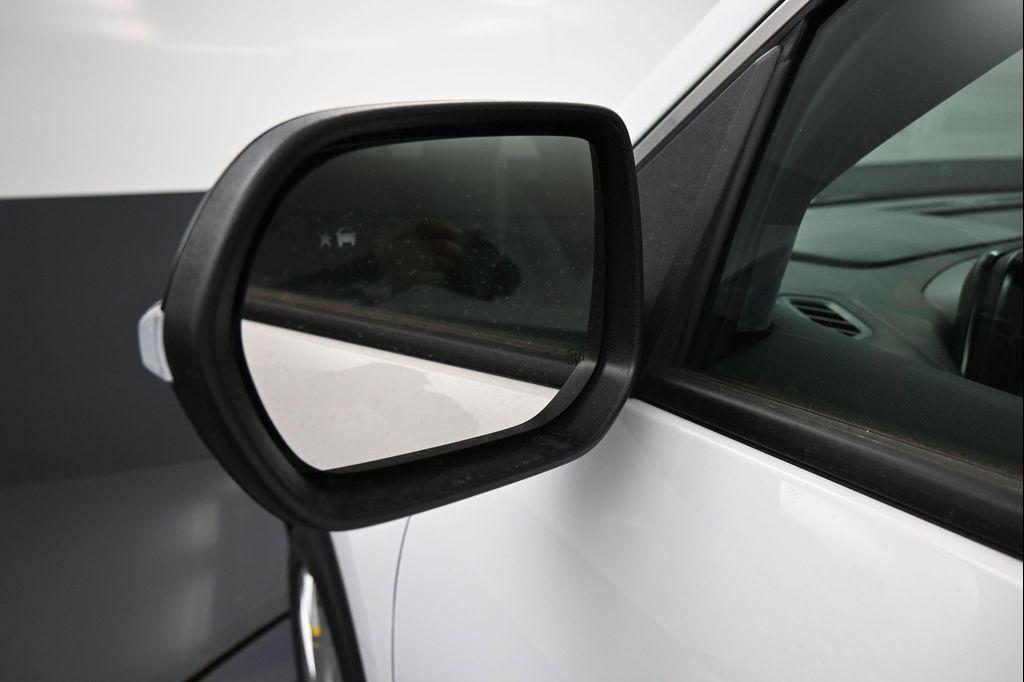 new 2026 Chevrolet Traverse car, priced at $49,723