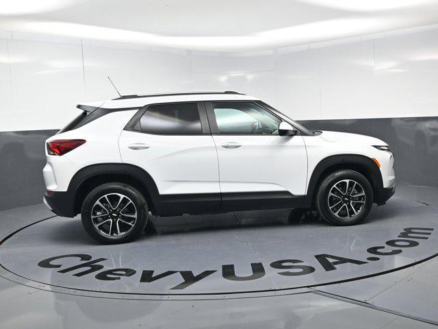 used 2024 Chevrolet TrailBlazer car, priced at $24,977