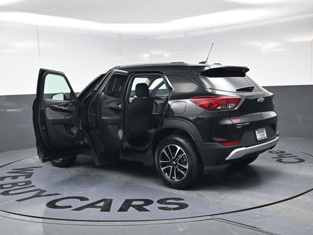 used 2025 Chevrolet TrailBlazer car, priced at $25,977