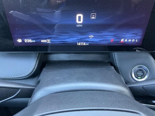 used 2025 Chevrolet Equinox car, priced at $28,495