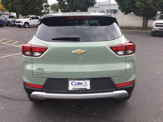 new 2025 Chevrolet TrailBlazer car, priced at $28,416