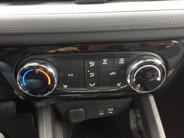 new 2025 Chevrolet TrailBlazer car, priced at $27,916