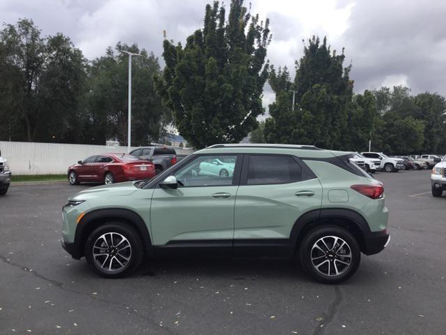 new 2025 Chevrolet TrailBlazer car, priced at $28,416
