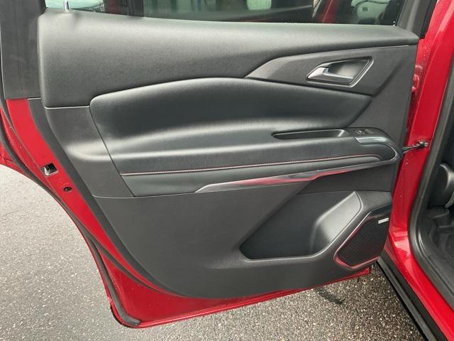 used 2024 Chevrolet Traverse car, priced at $52,995