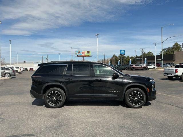 used 2025 Chevrolet Traverse car, priced at $40,995