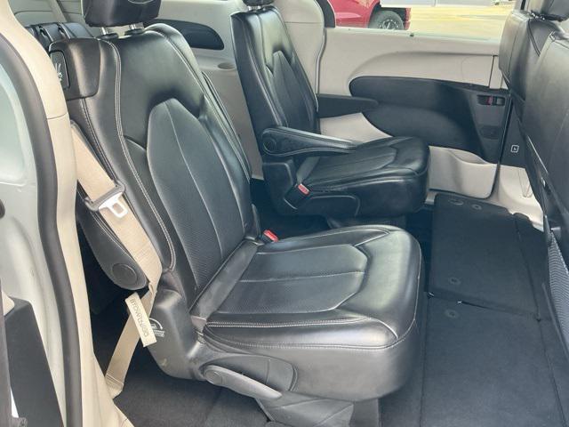 used 2024 Chrysler Pacifica car, priced at $29,995