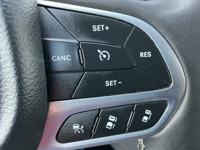 used 2024 Chrysler Pacifica car, priced at $29,995