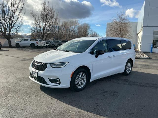used 2024 Chrysler Pacifica car, priced at $29,995
