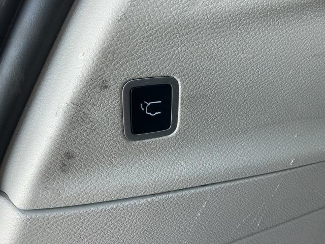 used 2024 Chrysler Pacifica car, priced at $29,995