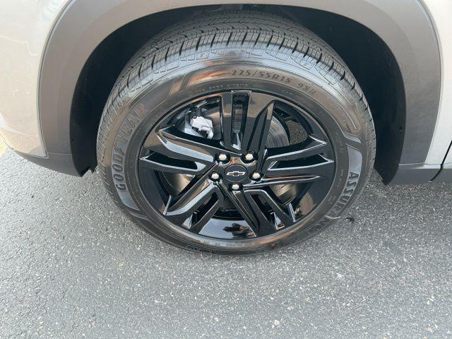 new 2025 Chevrolet Trax car, priced at $24,582