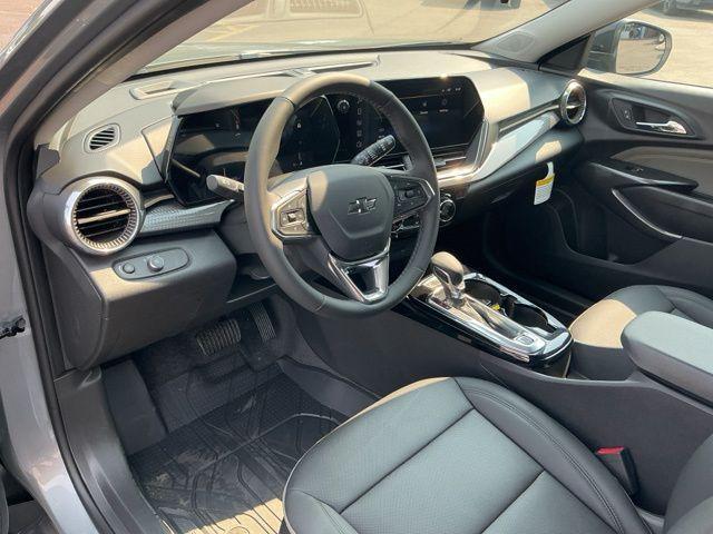 new 2025 Chevrolet Trax car, priced at $24,582